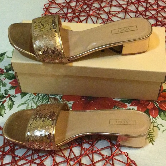 New Rose Gold Slip On - Picture 2 of 5